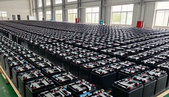 紧急救援服务选择：对比两种做法的实际取舍